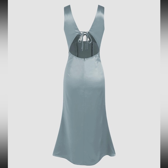 Blue satin dress - Picture 4 of 4